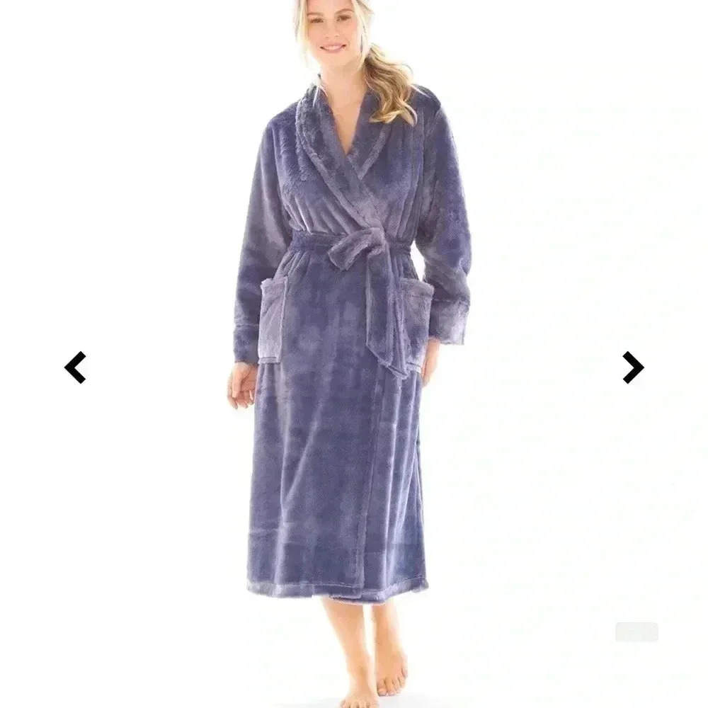 Soma Women’s Plush High Shine‎ Long Robe Mystery Blue Sz S/M